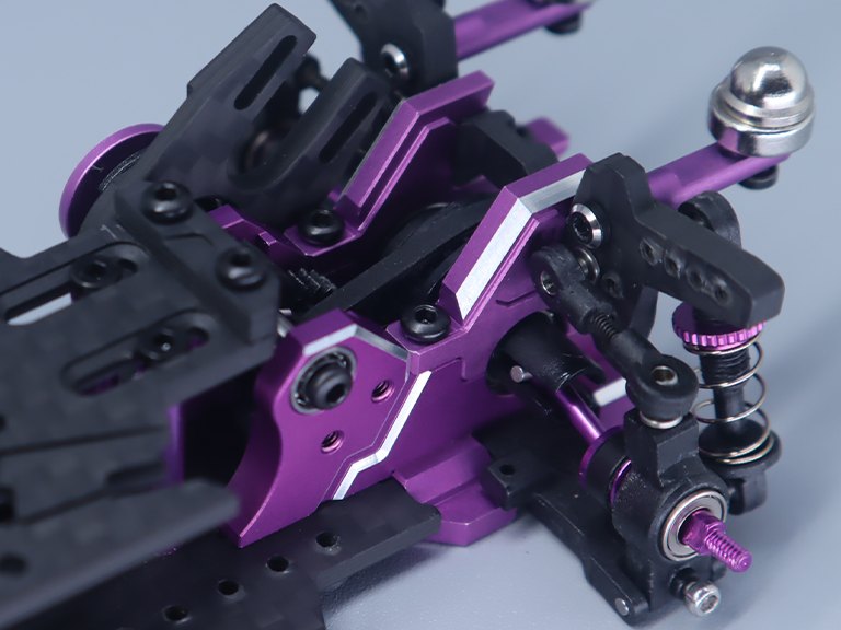 前部升级件装车效果 / Front-end option parts fitted