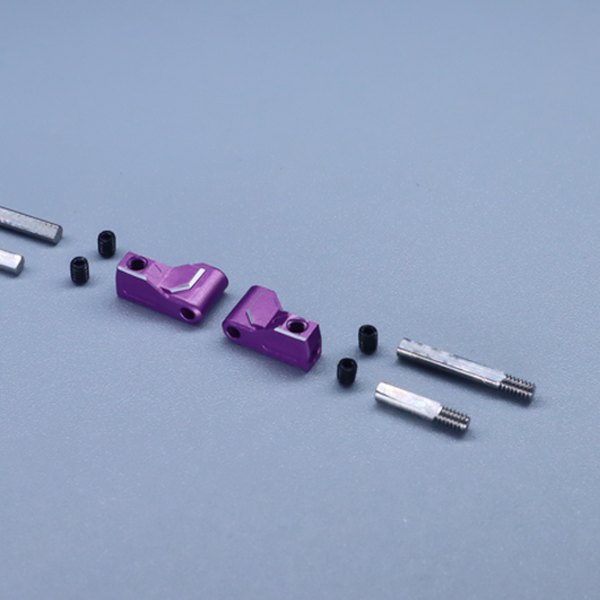 Adjustable front upper arm